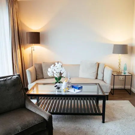 酒店 Strandhotel Luv 4*