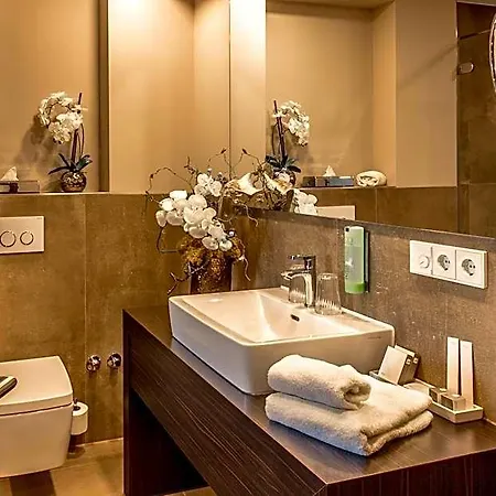 Strandhotel Luv Hotel 4*