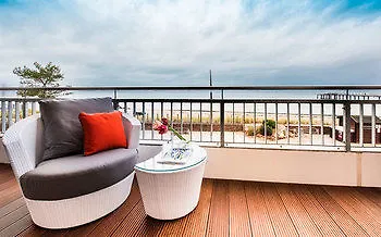 Strandhotel Luv Отель Тиммендорфер-Штранд