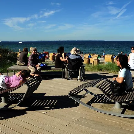 酒店 Strandhotel Luv 蒂门多弗施特兰德