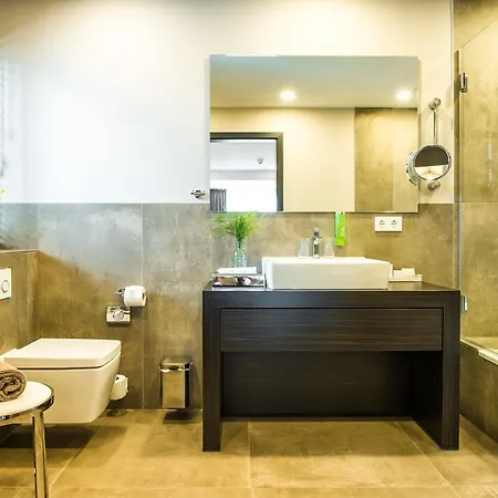 Отель Strandhotel Luv