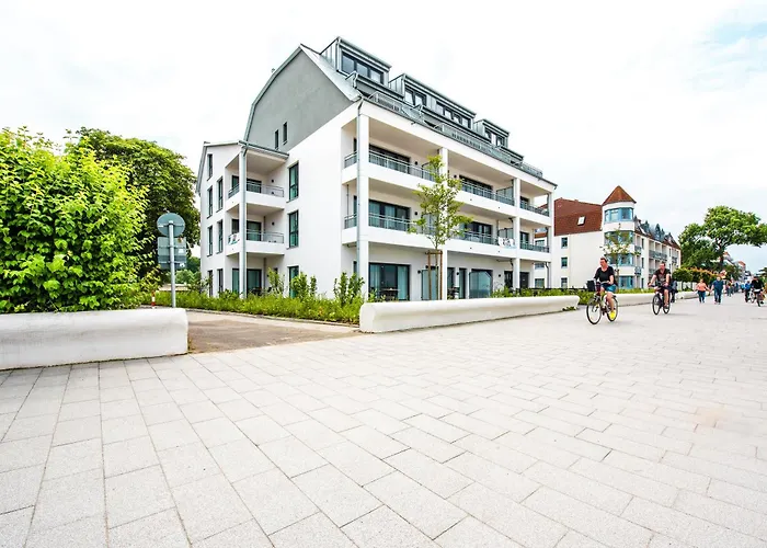 Отель Strandhotel Luv 4*